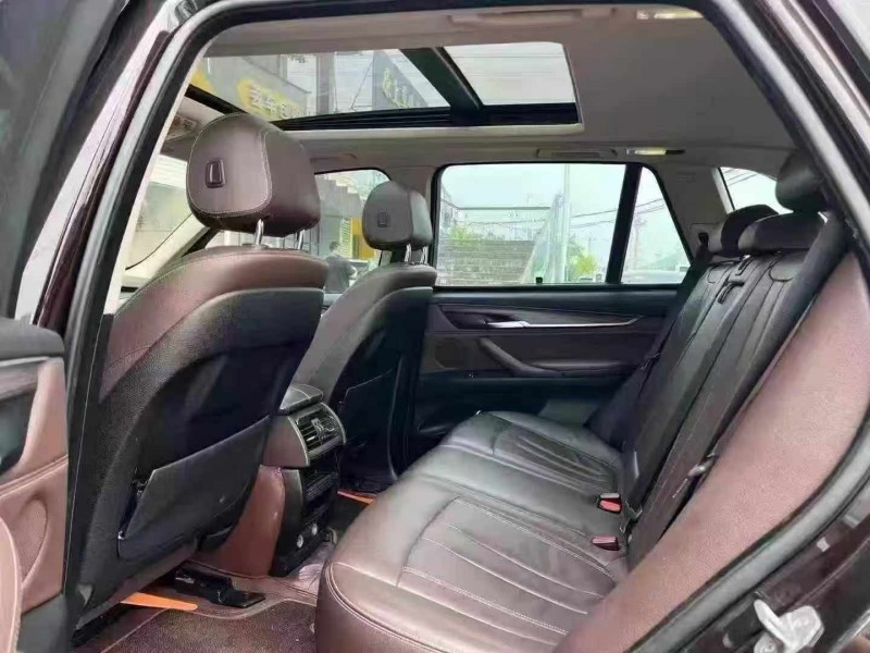 重庆18年宝马X55