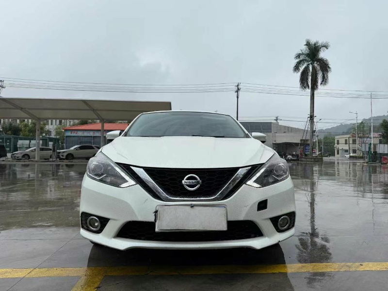 福州18年日產軒逸1