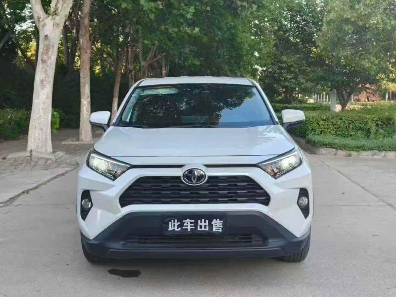開封22年豐田RAV41