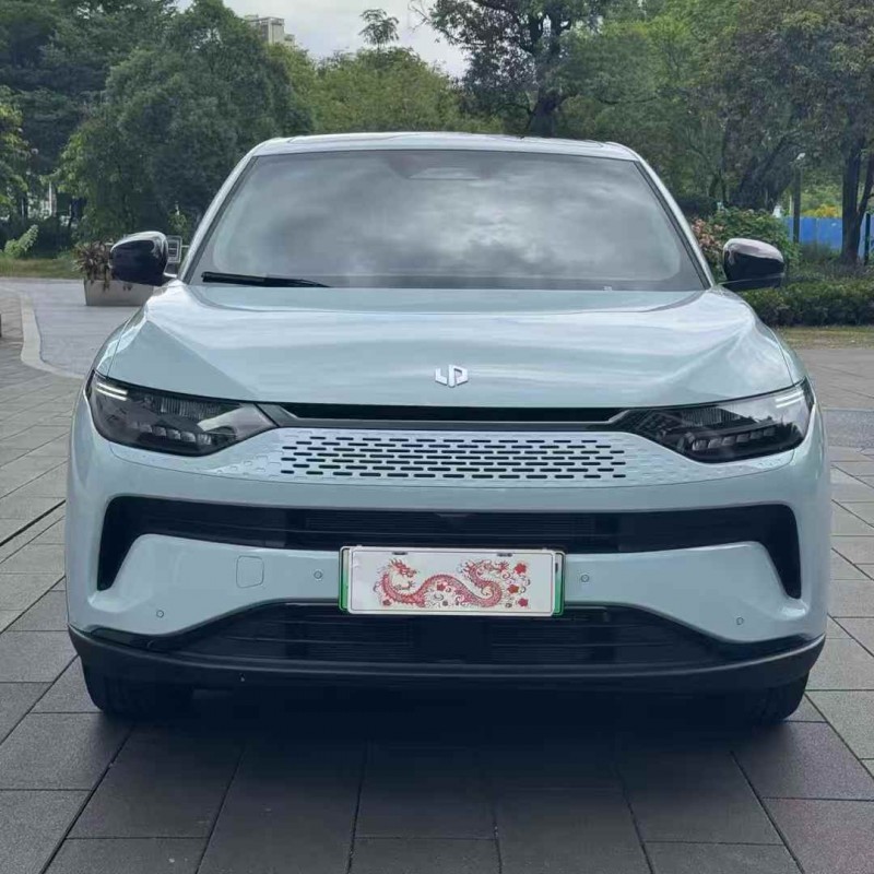佛山25年零跑汽車C111