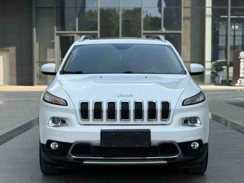 連云港18年Jeep自由光1