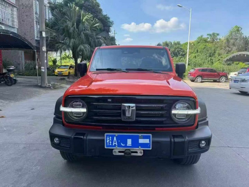 桂林23年長城汽車坦克1