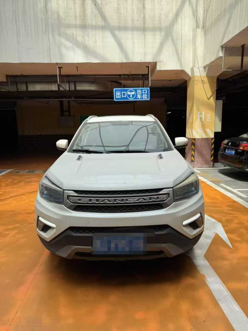 呼和浩特18年長安汽車CS751