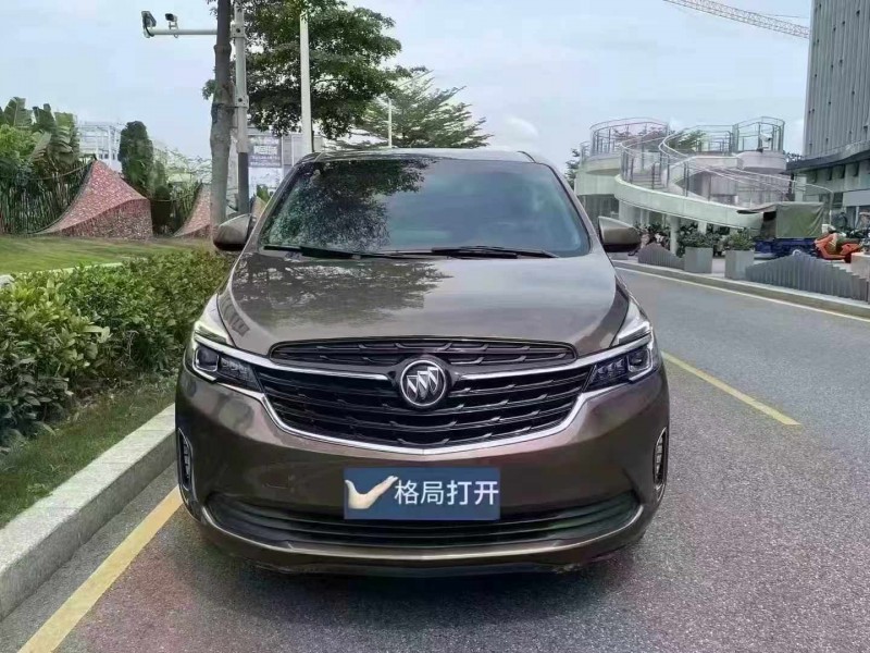 深圳22年別克GL81