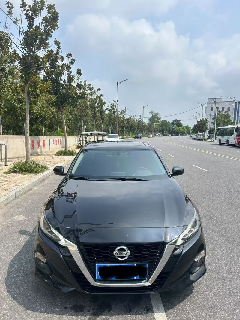 阜陽19年日產天籟1