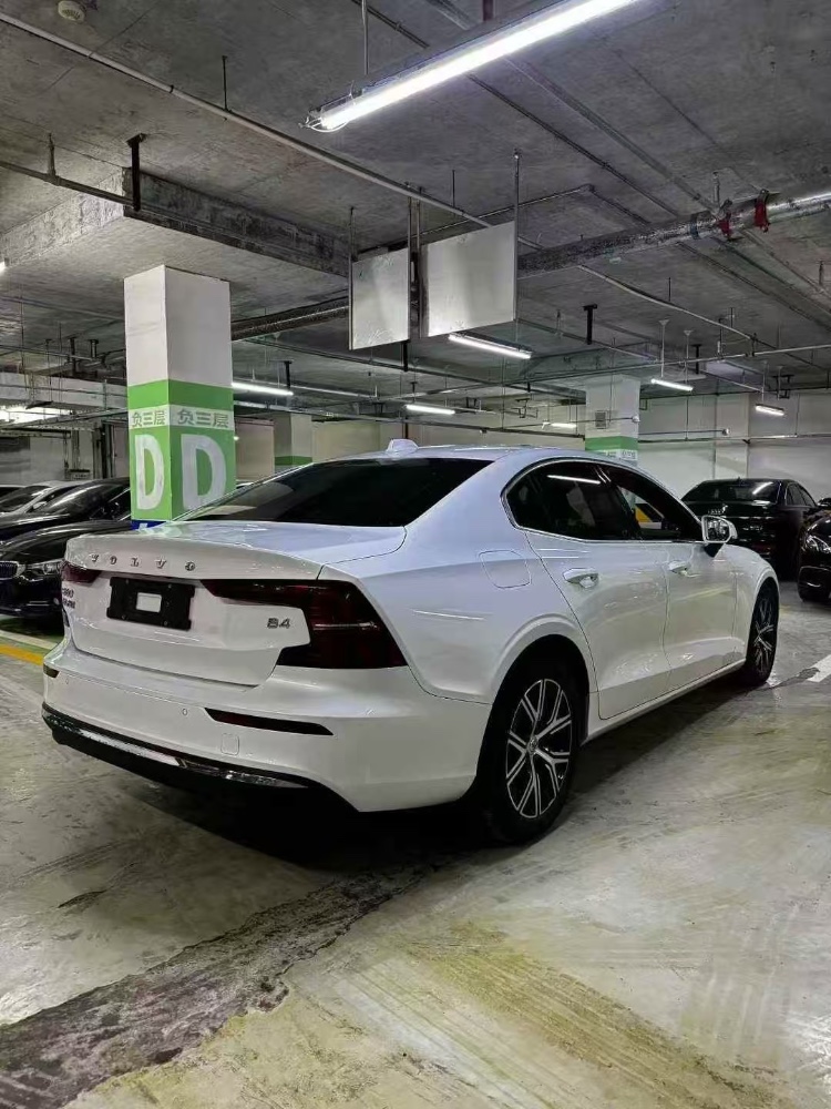成都23年沃爾沃S60L9