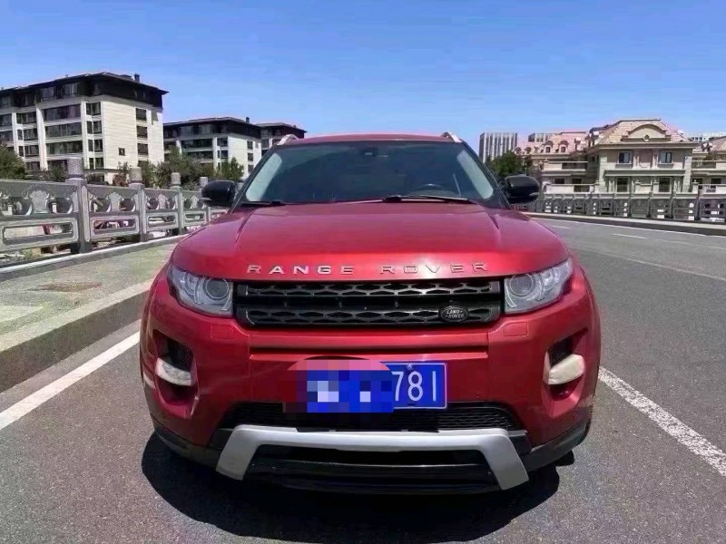 青島13年路虎極光1