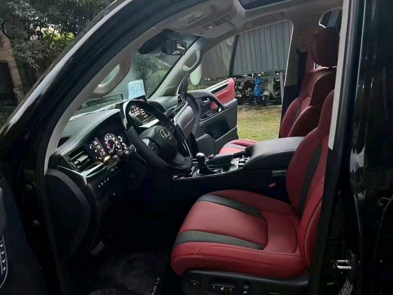 东莞21年雷克萨斯LX3