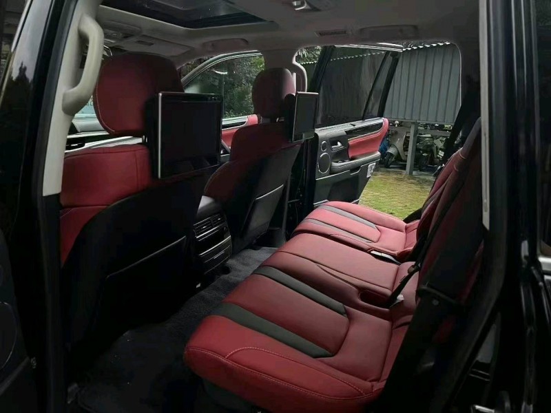 东莞21年雷克萨斯LX8