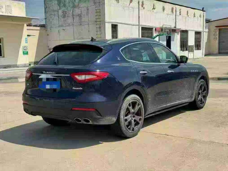 天津18年玛莎拉蒂Levante6