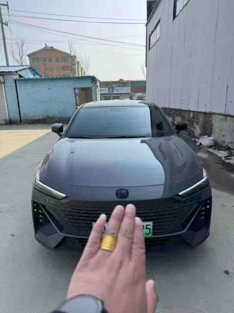 菏澤23年長安汽車UNI1