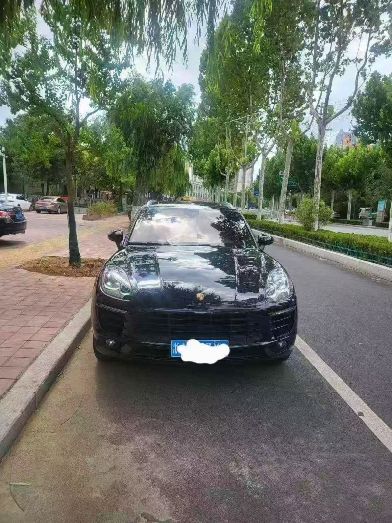 濟南17年保時捷Macan1
