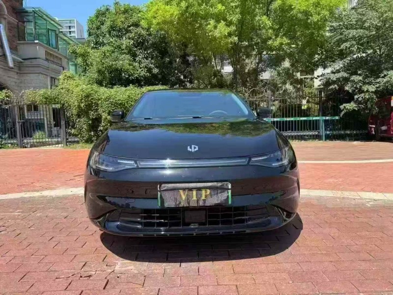 連云港25年零跑汽車C011