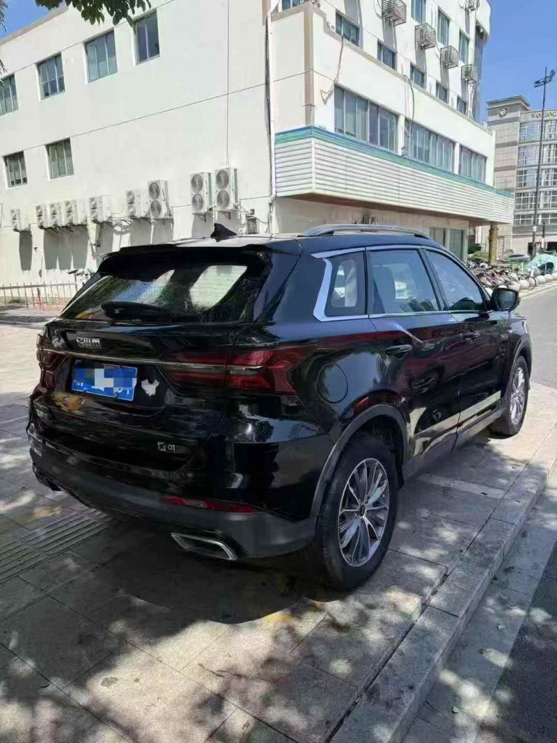 宁波19年SWM斯威汽车G018