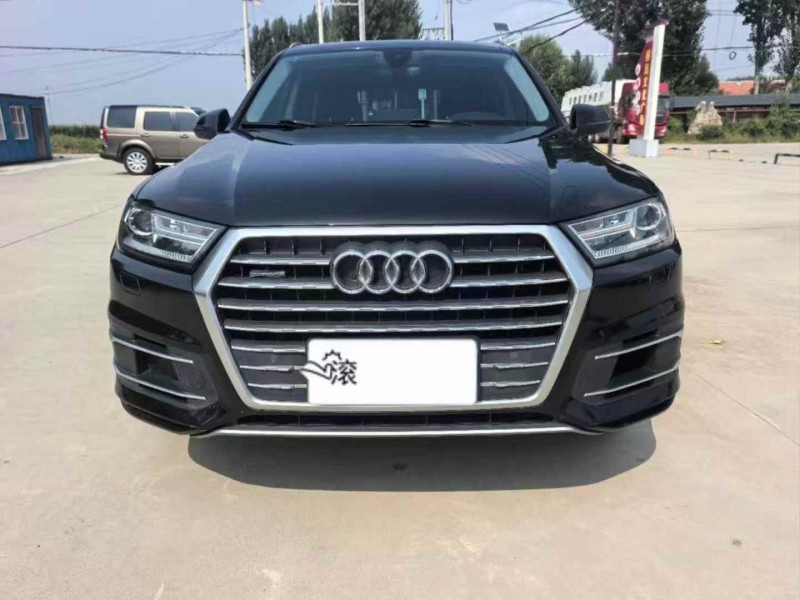 张家口17年奥迪Q71