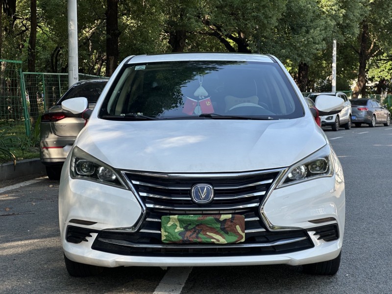 東莞18年長安汽車逸動1