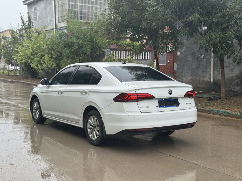 新乡21年大众宝来4