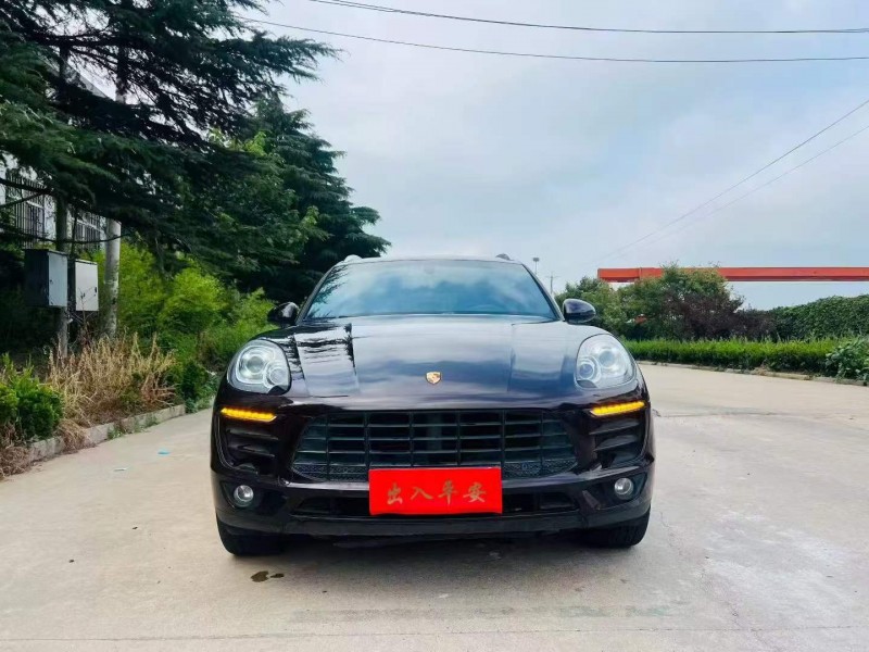 濟南15年保時捷Macan1