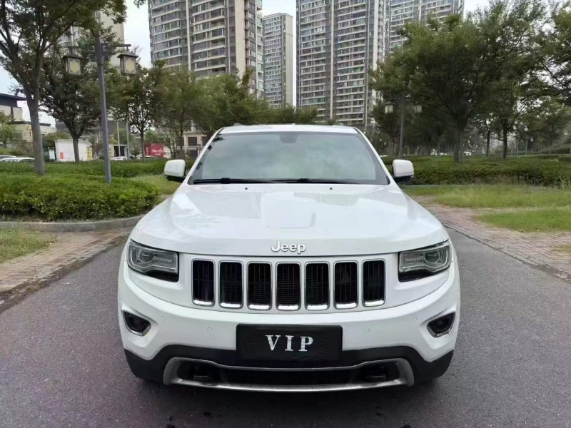 連云港15年Jeep大切諾基1