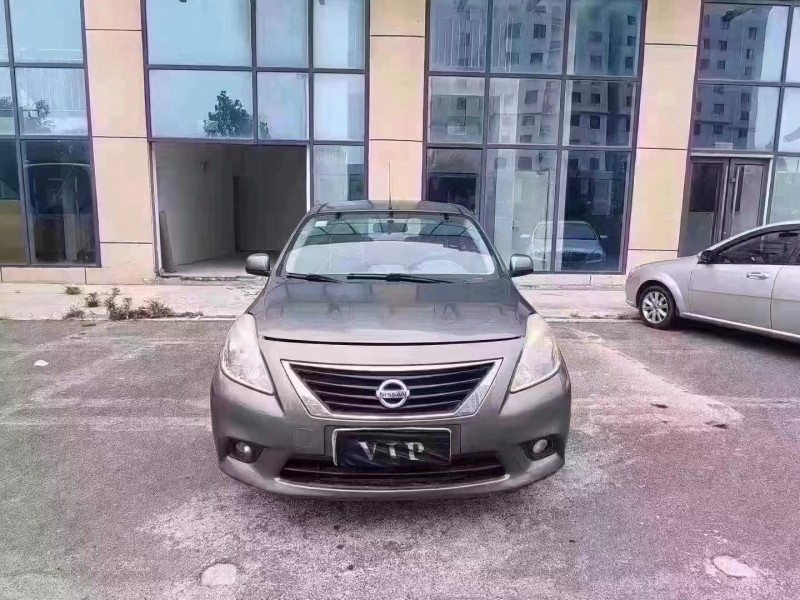 青島13年日產陽光1
