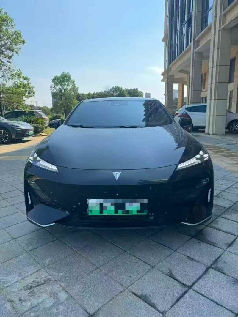 贛州25年長安汽車深藍1