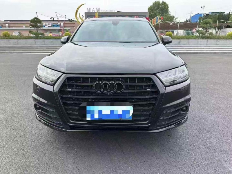 青島18年奧迪Q71