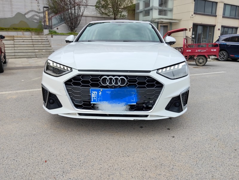 畢節21年奧迪A4L1