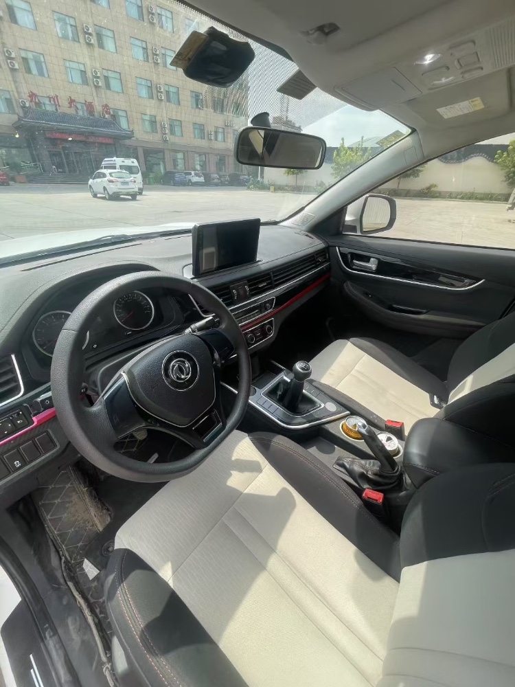 临夏19年东风风行4