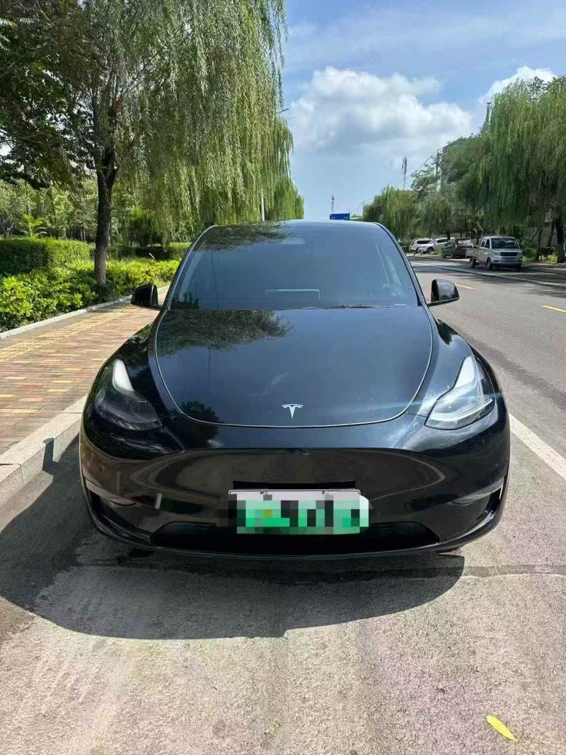 青島22年特斯拉MODEL Y1