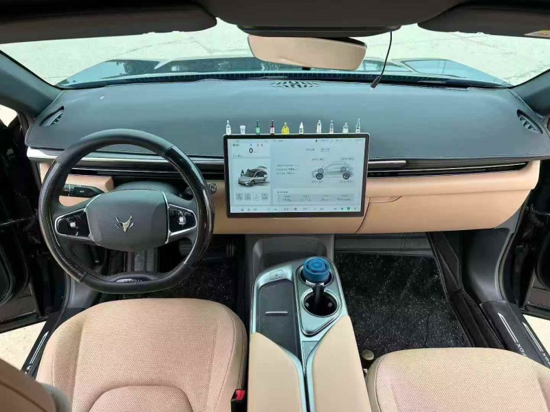 承德25年极狐汽车阿尔法5