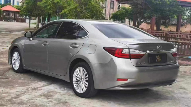 江门16年雷克萨斯ES8