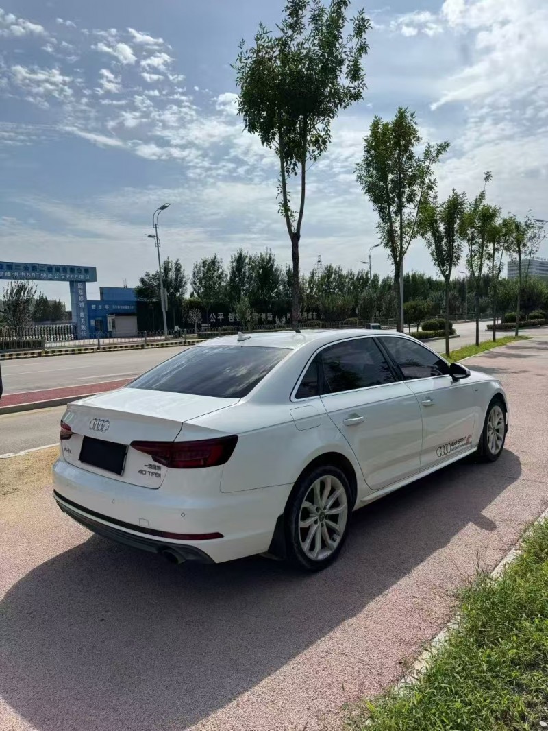 枣庄18年奥迪A4L8