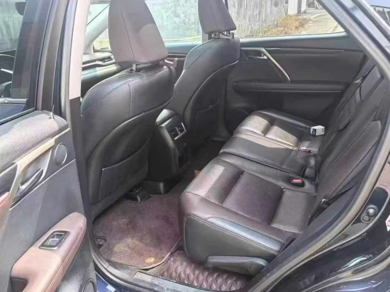 南平17年雷克萨斯RX6