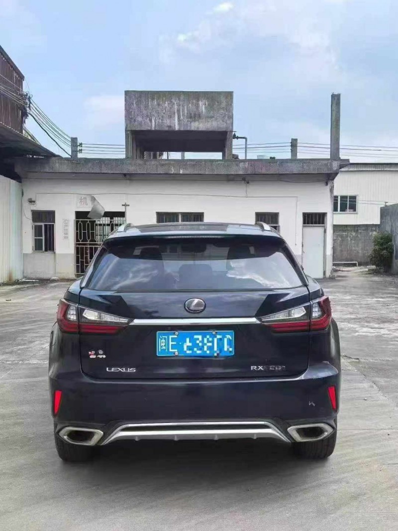 南平17年雷克萨斯RX9
