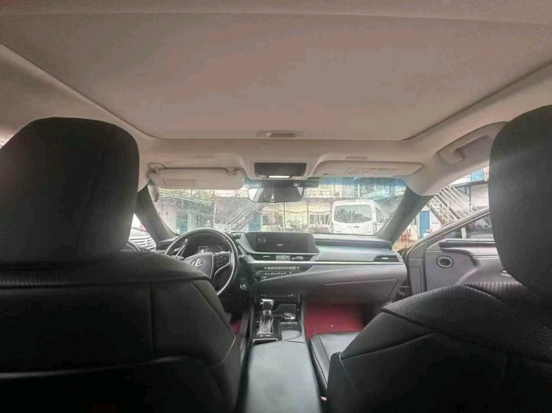 长沙18年雷克萨斯ES8