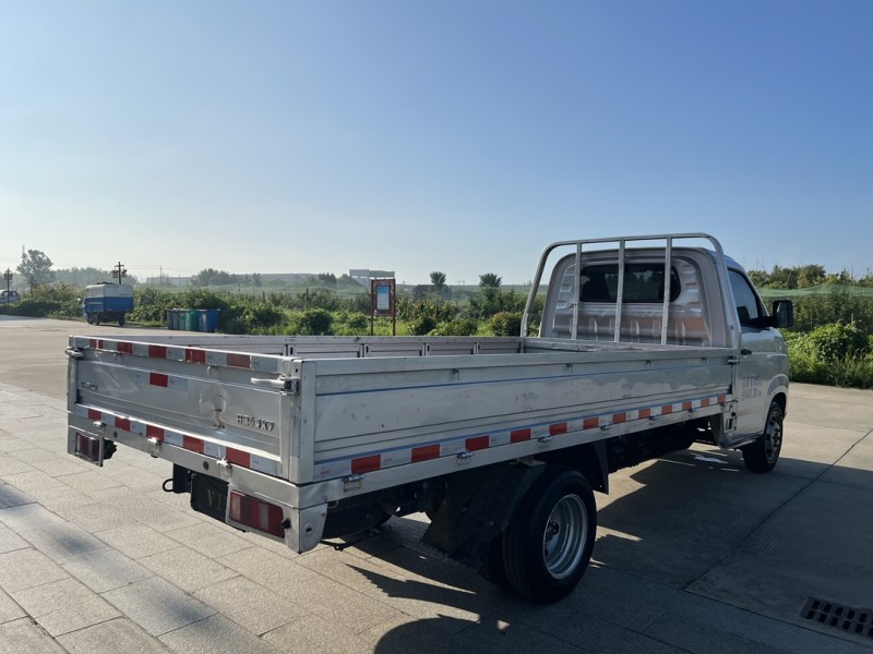 盐城25年开瑞K509