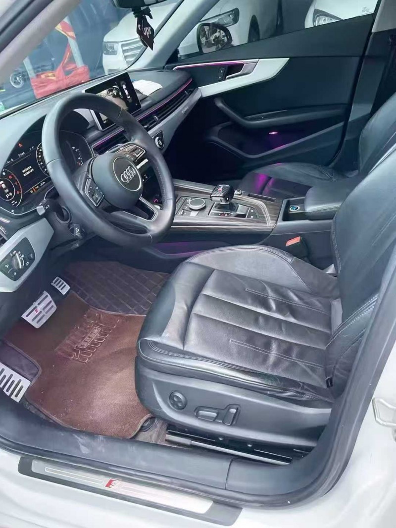 阳泉19年奥迪A4L6