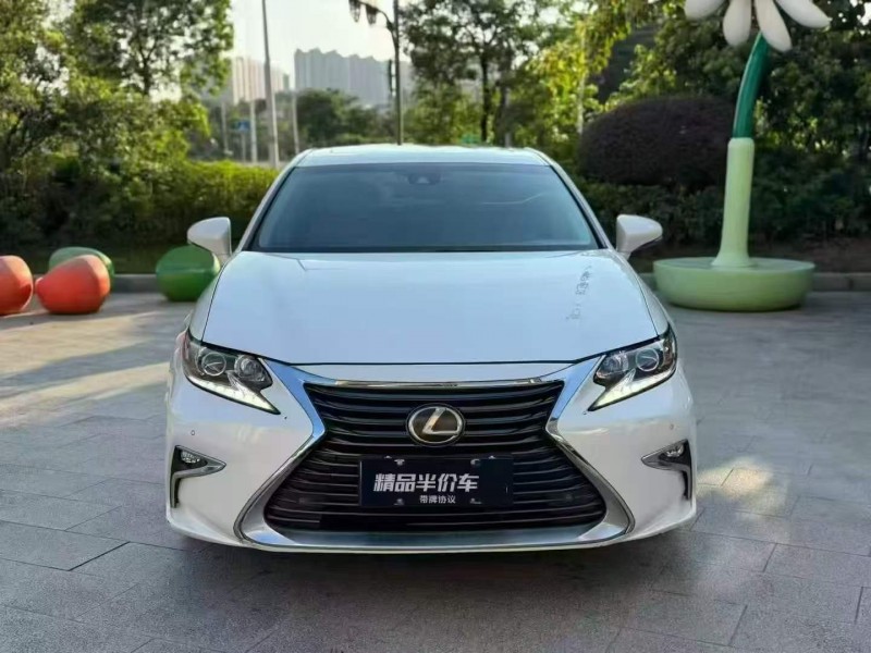 广州16年雷克萨斯ES1