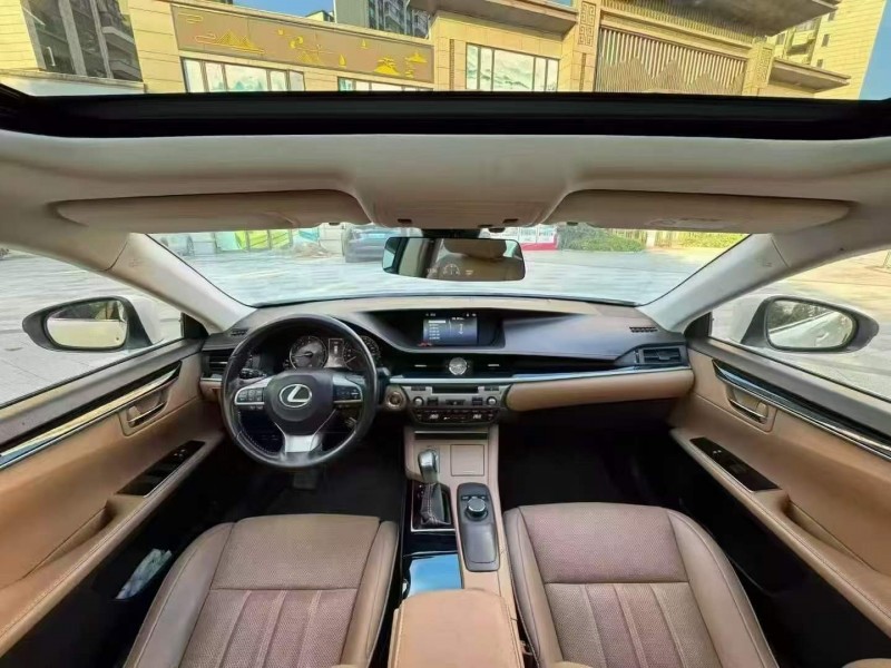 广州16年雷克萨斯ES6