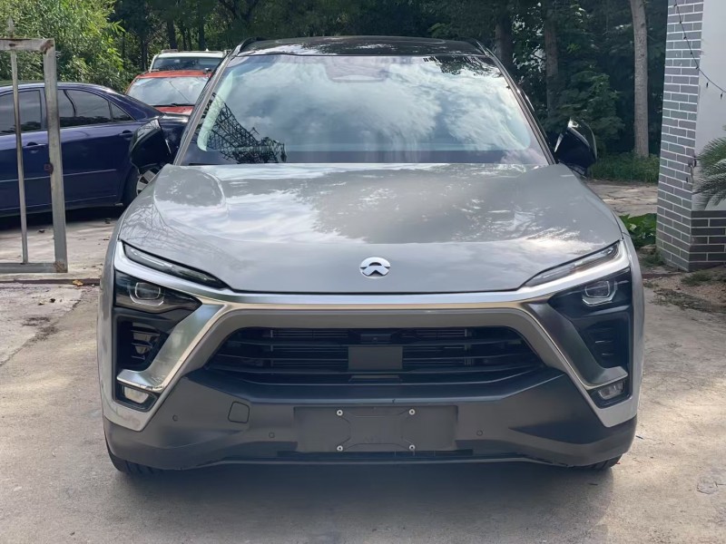 济宁19年蔚来ES81