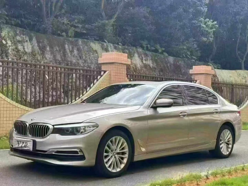 江门19年宝马5系3