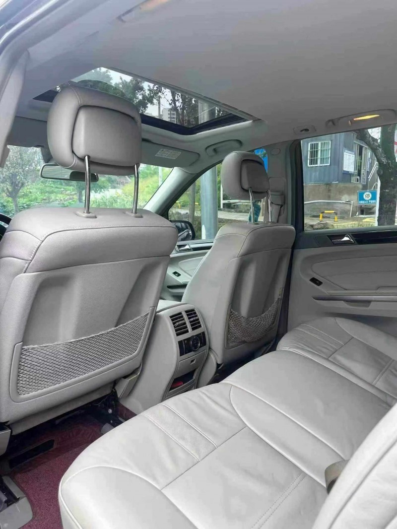 泸州11年奔驰ML6