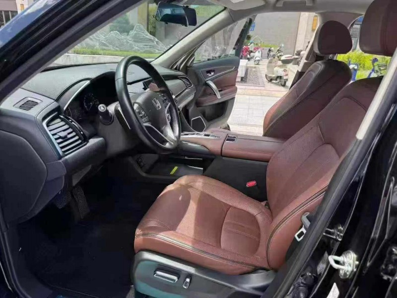 湛江23年本田冠道5