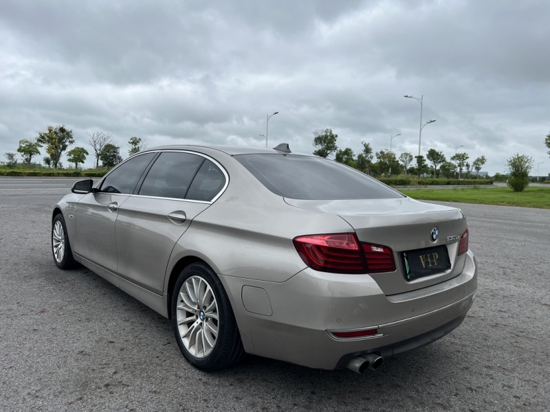 盐城15年宝马5系8