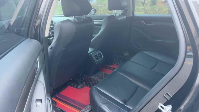 衢州19年本田雅阁6