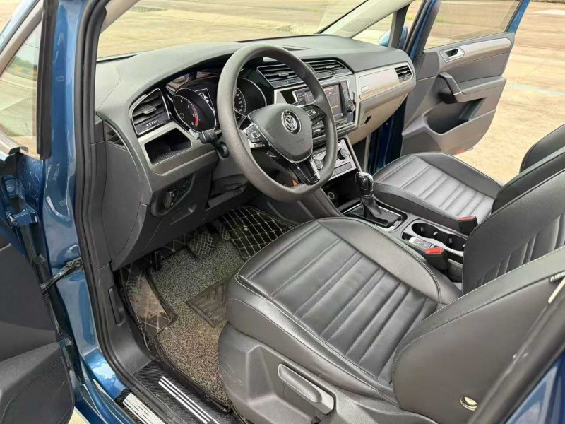 徐州19年大众途安6