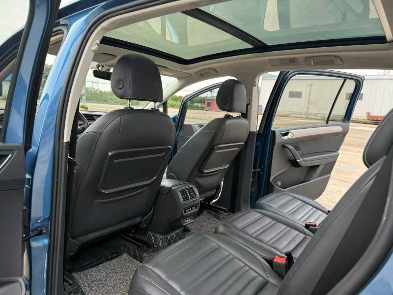 徐州19年大众途安7