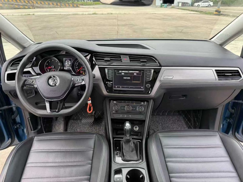 徐州19年大众途安8