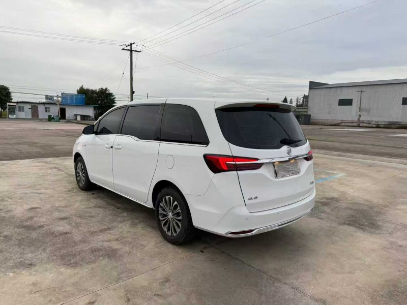 徐州23年别克GL83