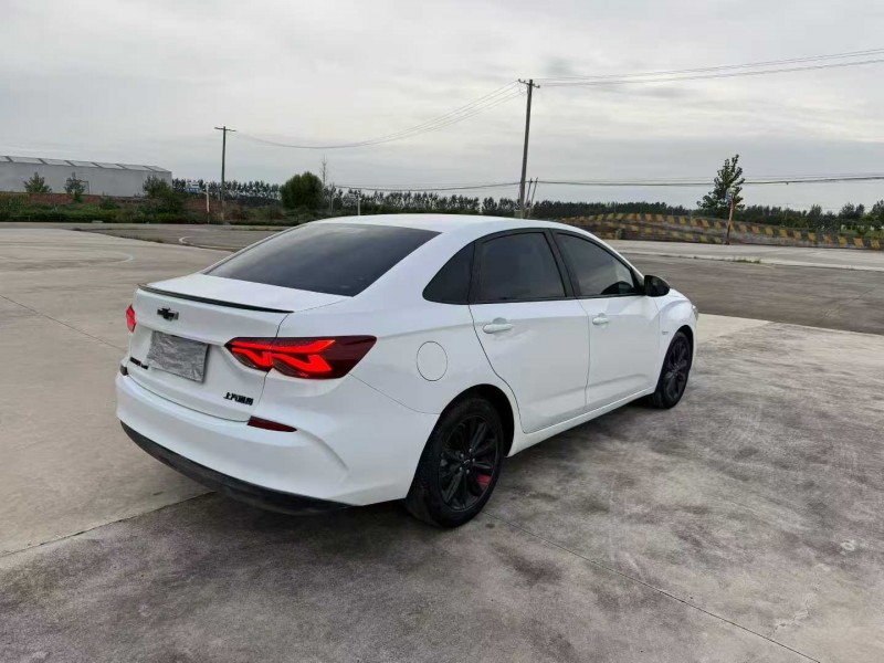 徐州20年雪佛兰科鲁泽4